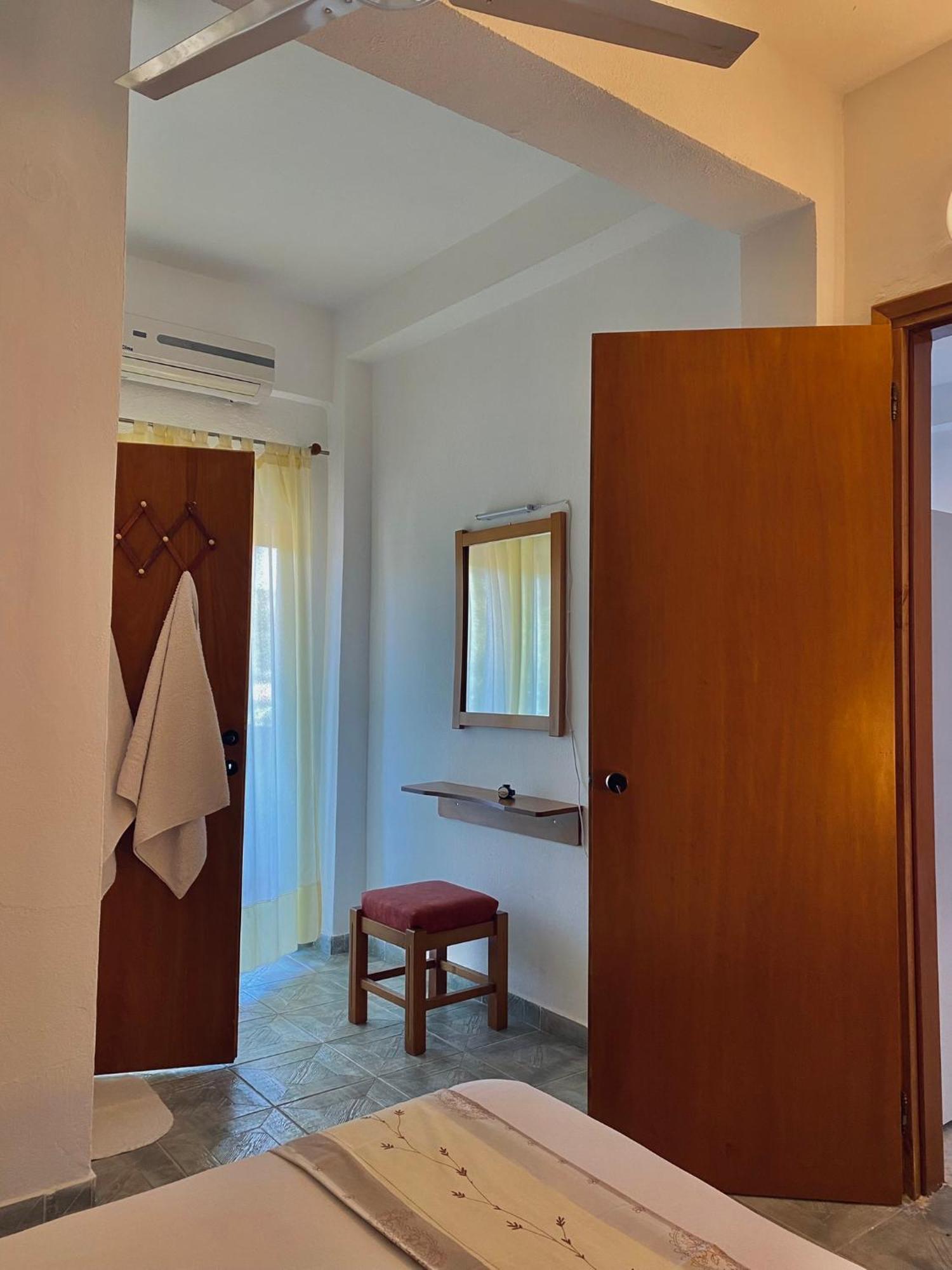 Possidi Kouslaka Apartment Екстериор снимка